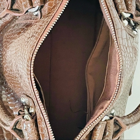 Steve Madden Brown Faux Alligator Crossbody Shoulder Bag Purse - Picture 7 of 10